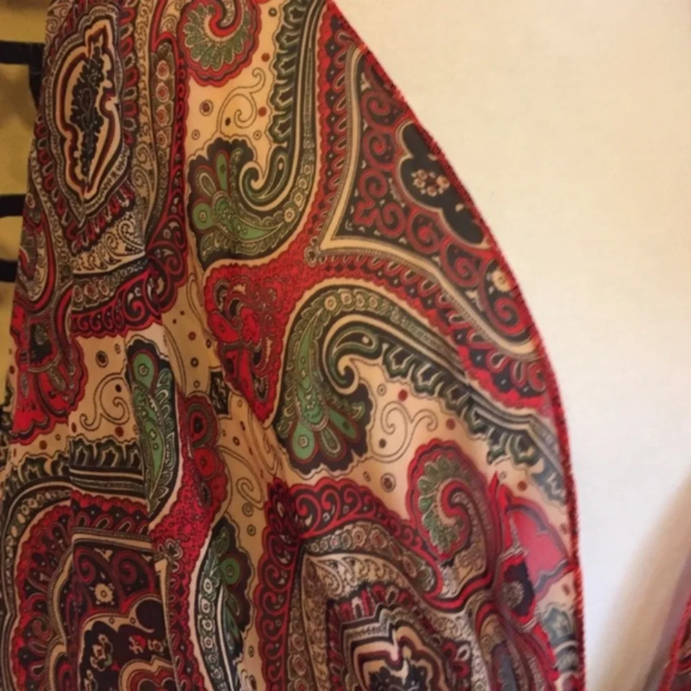 NWT RED GREEN PAISLEY‎ KIMONO